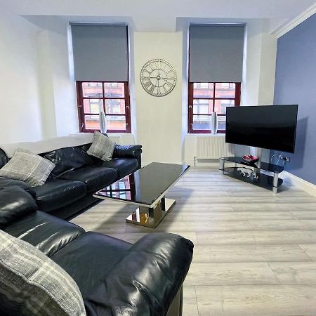 Recently Refurbished Two Bedroom Apartment, Central Location! Glasgow Exterior foto